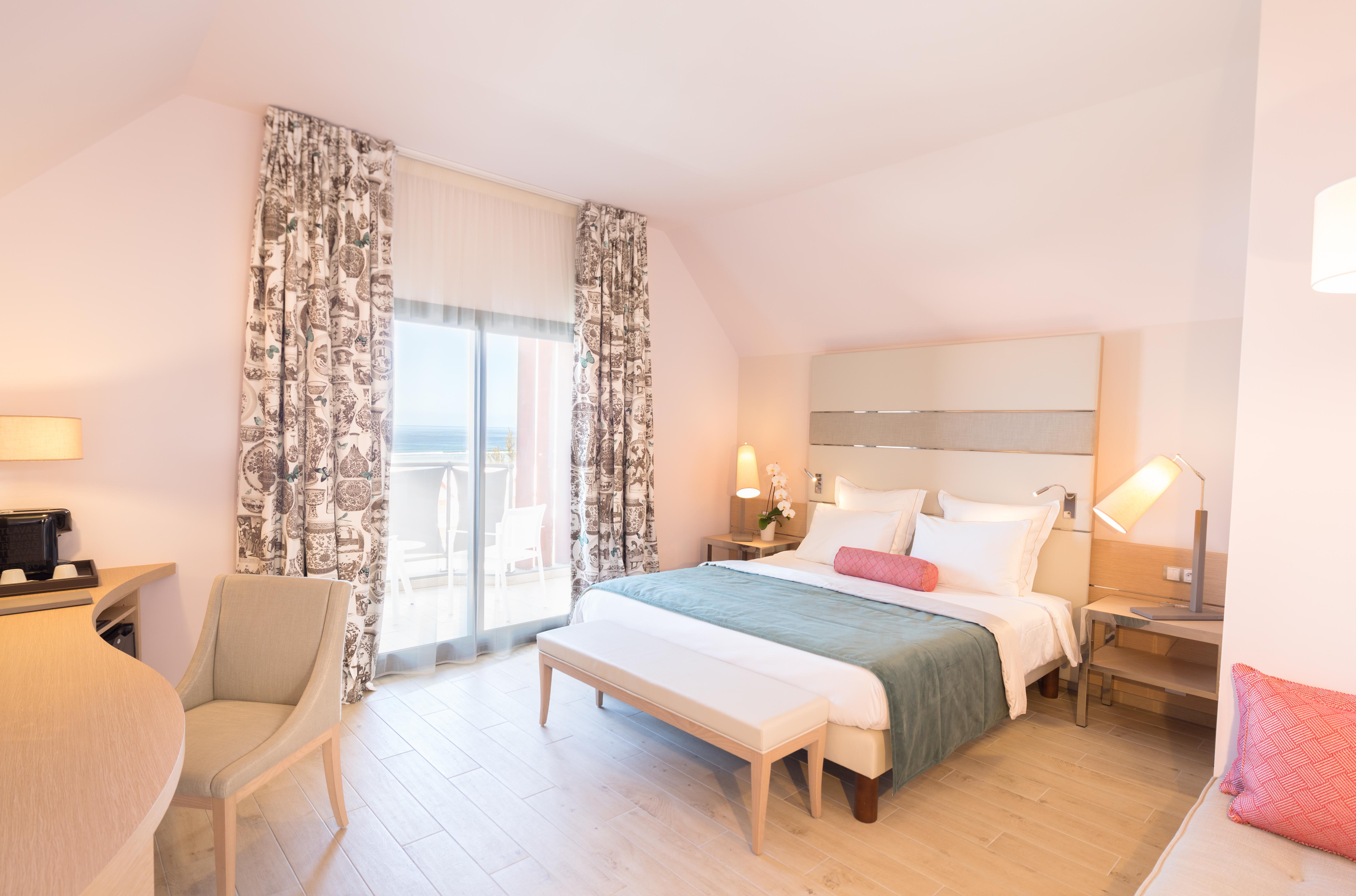 לה סאלין לה ביינס Akoya Hotel & Spa מראה חיצוני תמונה A room at the hotel