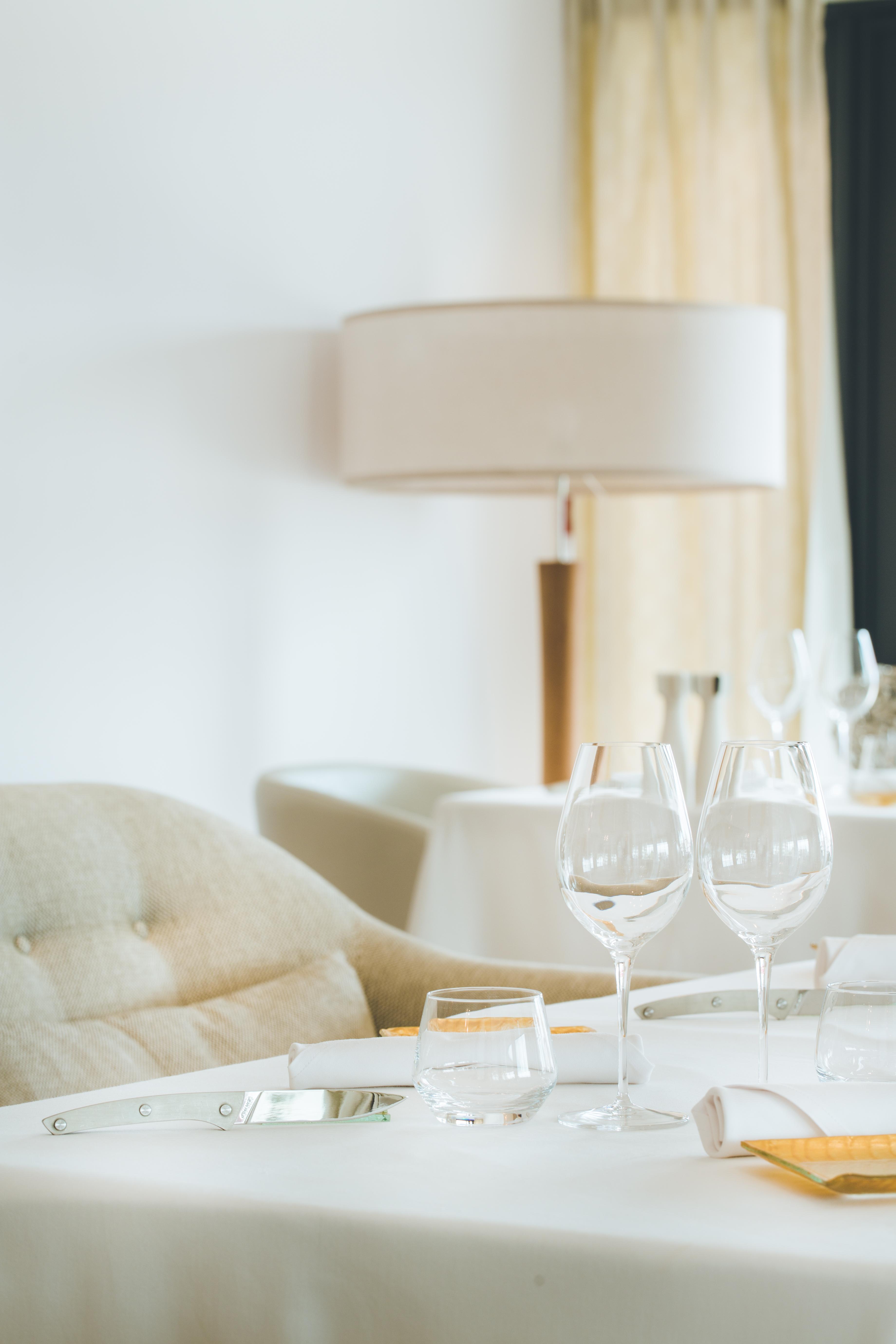 לה סאלין לה ביינס Akoya Hotel & Spa מראה חיצוני תמונה A lampshade