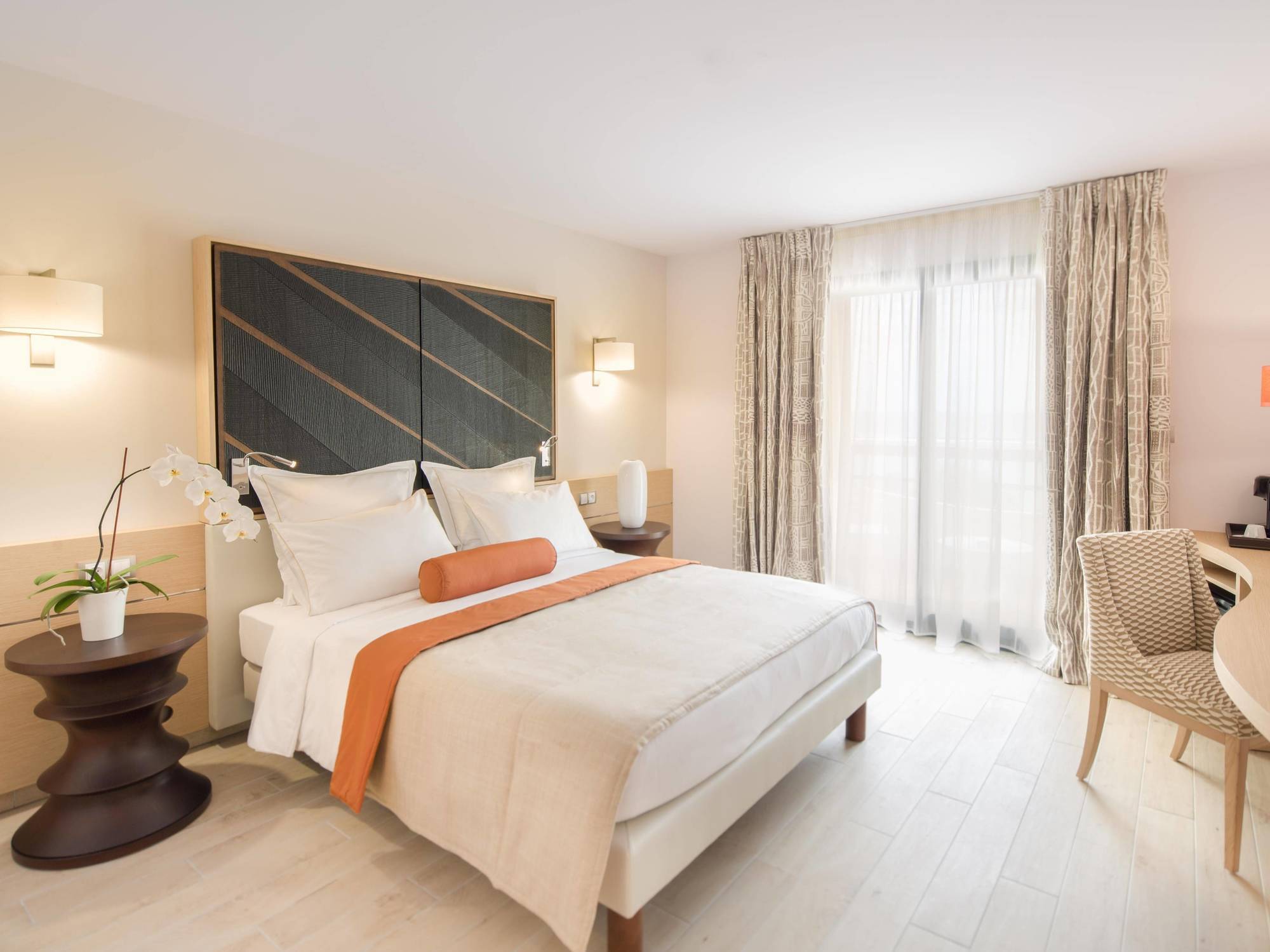 לה סאלין לה ביינס Akoya Hotel & Spa מראה חיצוני תמונה A room at the hotel